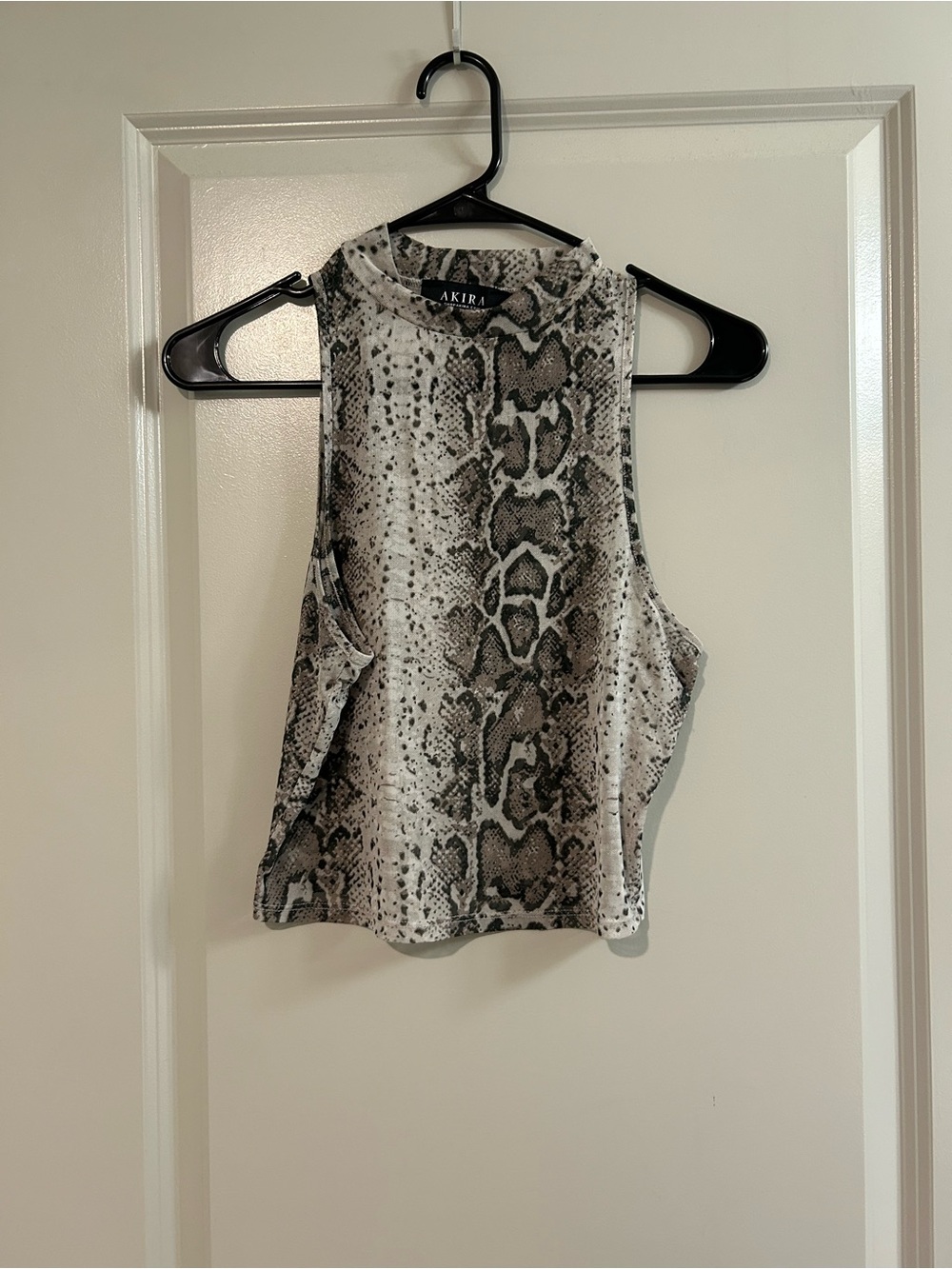 AKIRA Neutral Snake-Print Cropped Tank